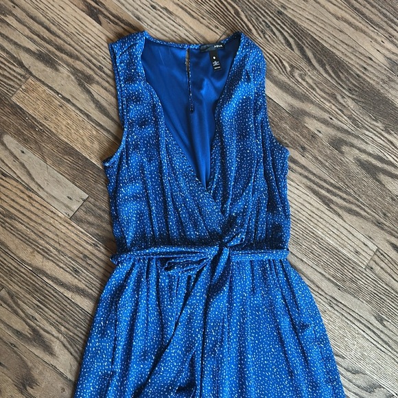 Aqua Sheer Jumpsuit Lined V neck Blue and White Medium EUC - Picture 2 of 6